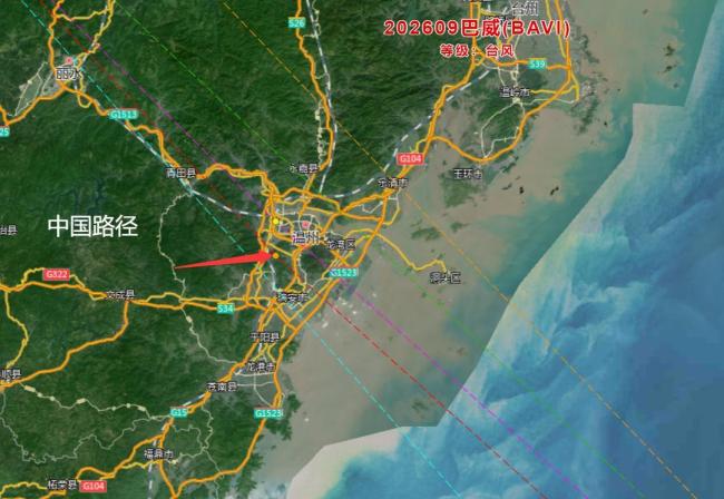 台风“巴威”给冲绳地区造成严重影响 北上路径引关注