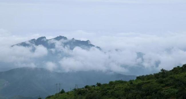 北京云海翻涌西山美如画 梦幻景致映京城