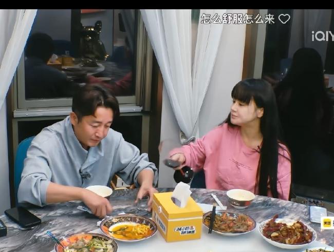 邹市明拒绝和冉莹颖沟通 夫妻关系陷入僵局