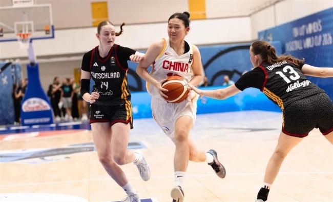 中国U17女篮79-54胜德国 全场压制对手