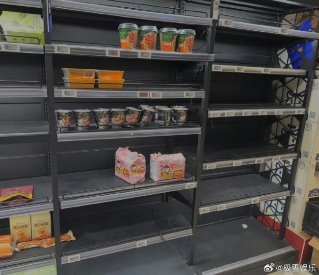 火鸡面被台风孤立了 网红食品让位经典款