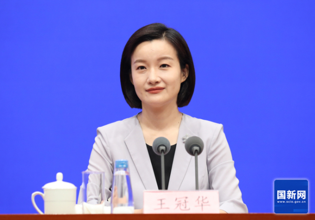 我国平均每天生产芯片超15亿块