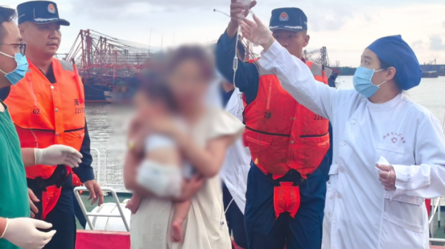 海警疾驰2小时转运海岛患病幼儿