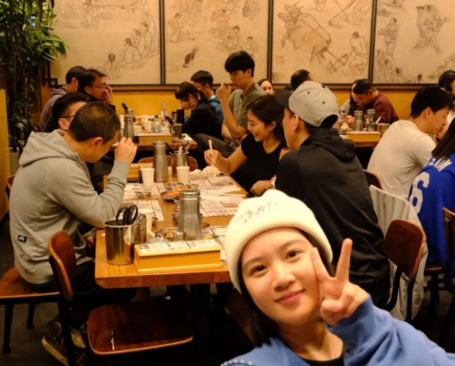 杨瀚森澄清两大谣言：“深夜吃火锅”为假 不发训练是球队禁止传播 牛肉骨汤非火锅