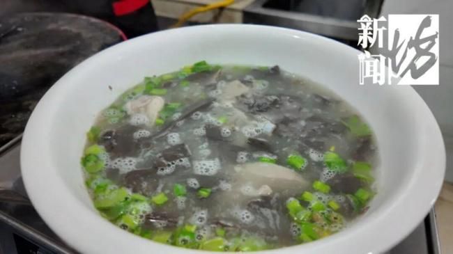 上海市民三伏天吃些啥 羊肉热汤成首选