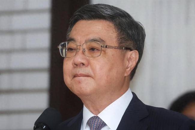 台“毒油”案延烧卓荣泰终于道歉了 民进党面临选举压力