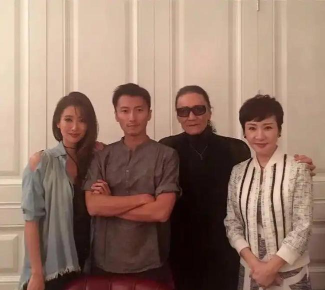 博主:谢贤的潇洒华语世界独一份 传奇一生自在随性