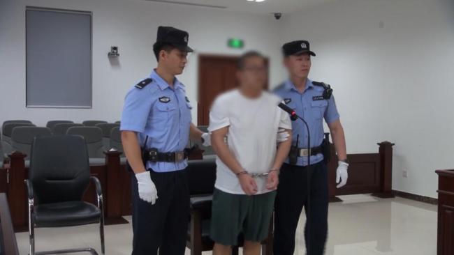 两男子虚构升学门路诈骗多人被判刑 择校焦虑成诈骗温床
