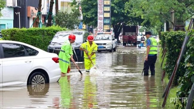 受“红霞”影响福建仍有暴雨 多地发布暴雨警报