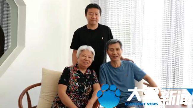 邓煜全家都是学霸 祖孙三代高学历
