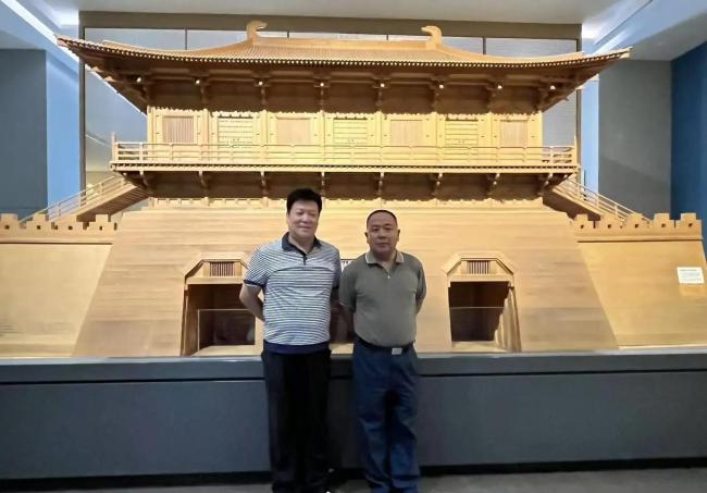 郑州99岁老兵遇上建军99周年 重逢与初心