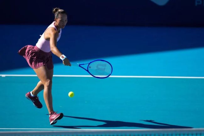 郑钦文赛季第6次一轮游 本人回应 状态与心气存问题