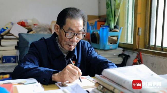 “傻老头”与全村孩子一约就是21年 持续21年的“周五约定”