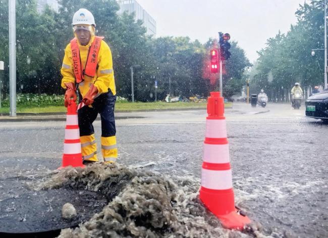 北京降雨致多地积水排水集团紧急处置 全力应对强降雨挑战