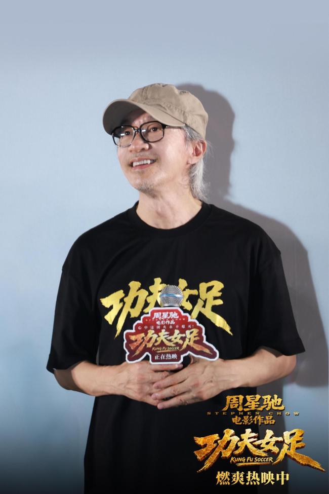 周星驰多城路演动人瞬间回顾 深情致谢观众