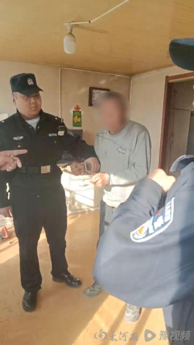 命案嫌犯逃窜28年漂白身份落户 真相追查中