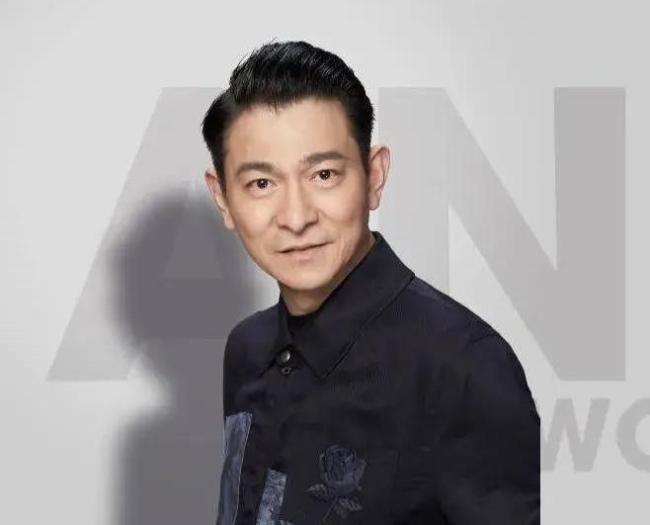 多个明星演唱会取消 粉丝损失谁来承担？