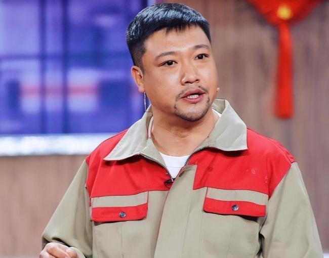 知名男演员私人饭局被偷拍 熟人偷拍引热议