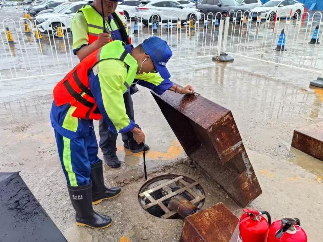 北京民航部门计划取消航班57架 应对强降雨影响