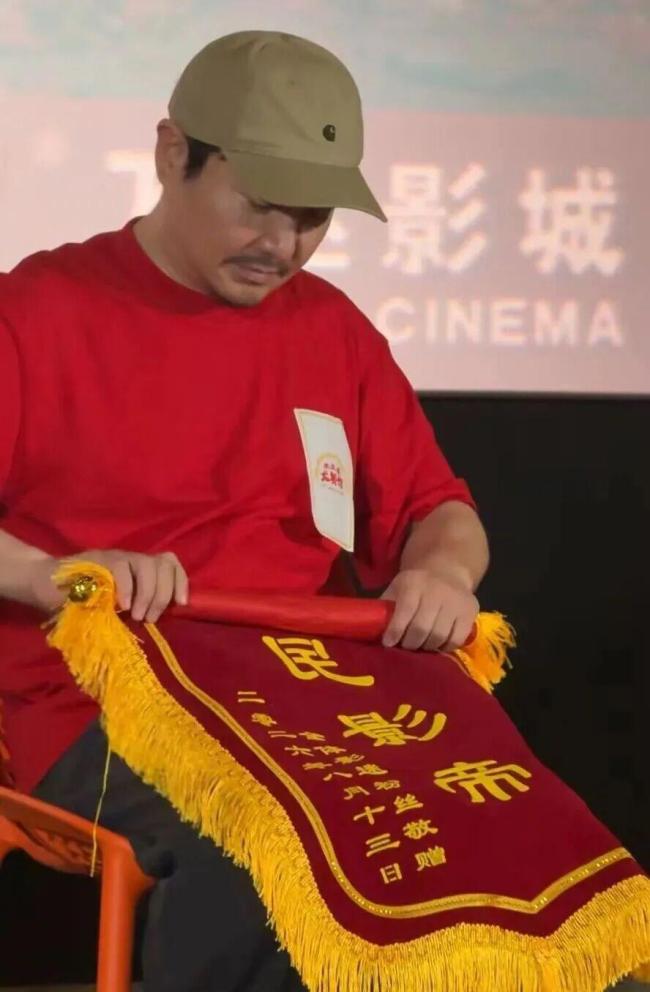 沈腾回应曾说“得奖不重要” 观众喜欢已很满足