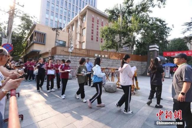 多地试点直升高中背后 中考功能转型引发讨论