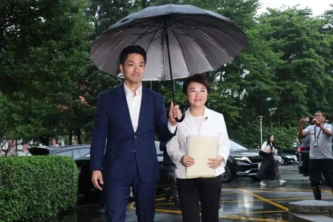 绿营双线出招打压蓝营