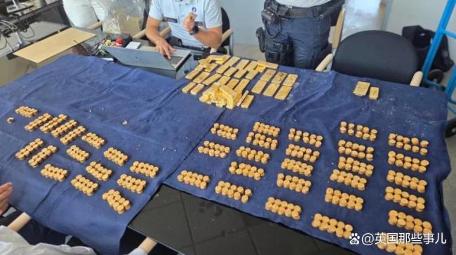 比利时老房翻修翻出价值超7000万黄金 意外发现改变命运