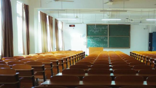 985大学开在县城 考进大山了 名校下沉引发热议