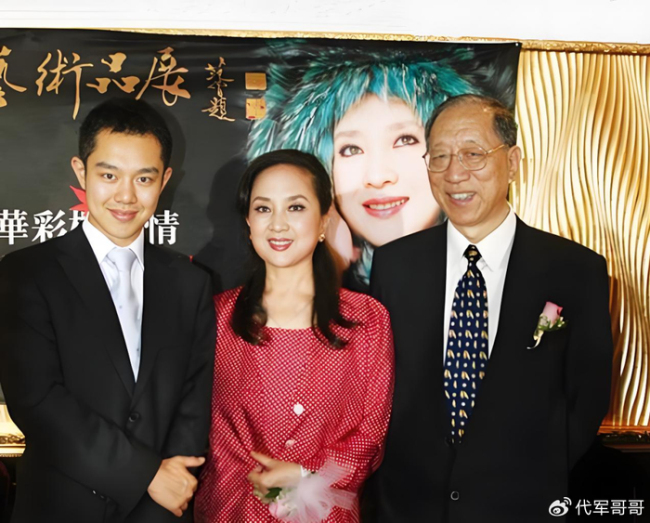 75岁张金玲近况曝光 安享晚年成人生赢家