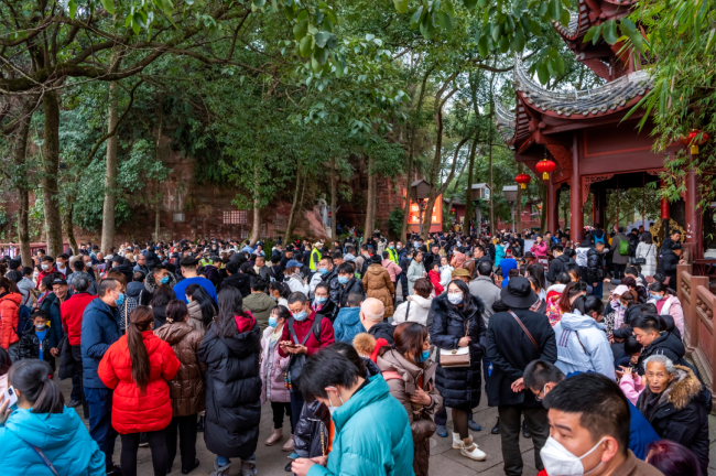 上半年2400家旅行社被注销 行业寒冬来临