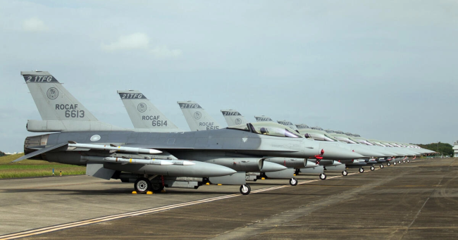 首批抵台F-16V或未装电子战系统 列装即落后