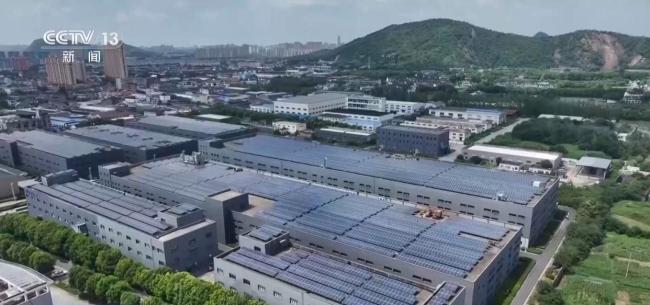 这支团队破解光伏数据采集时延难题