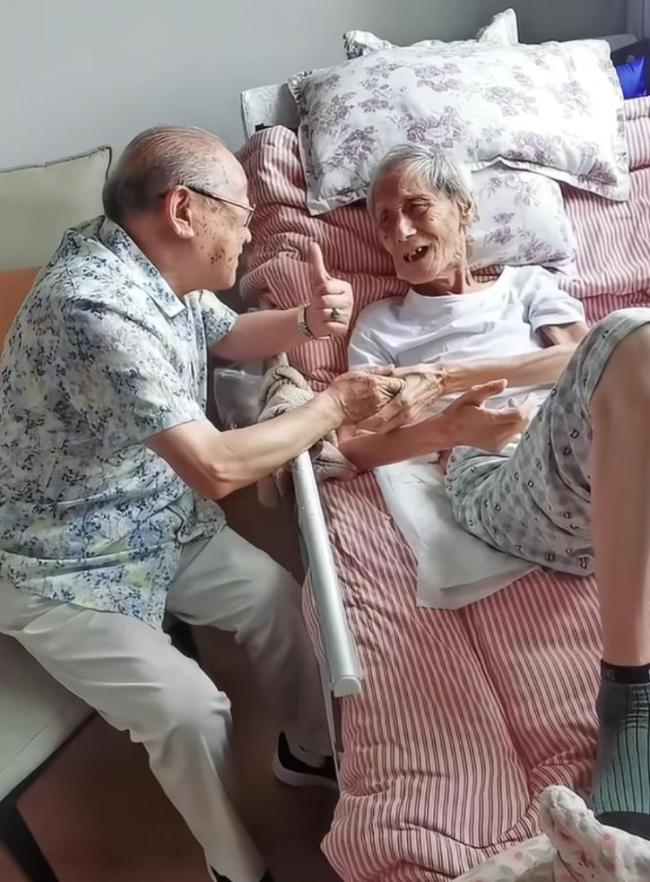 曹云金发文悼念开蒙恩师田立禾 相声界痛失宝字辈大师