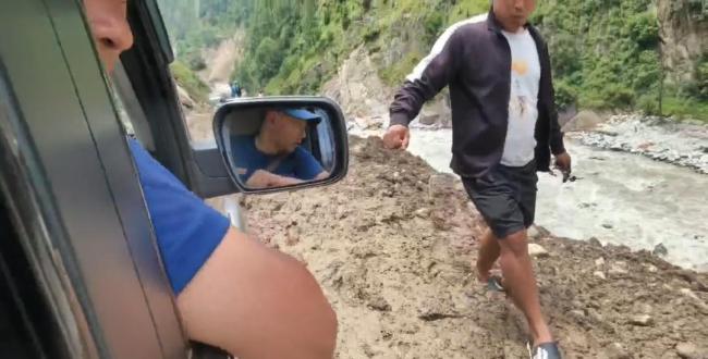 吉隆遭泥石流灾害亲历游客发声 现场惊心动魄