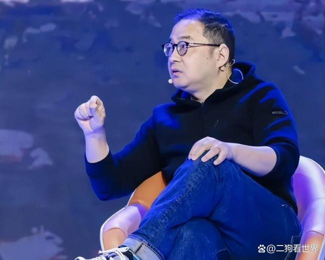 安踏前CEO宣布迁居美国 低调离场引发热议