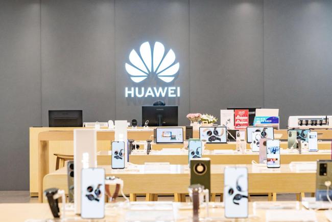 手机厂商激战9月 旗舰新品集中发布