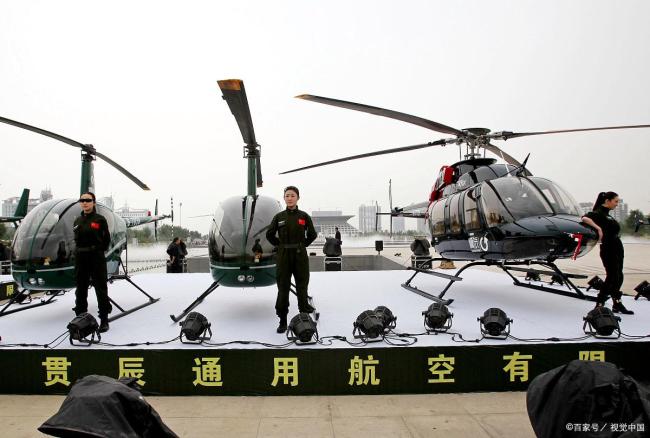 多架次直升机驰援吉隆灾区