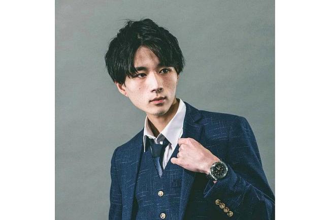 日本25岁男星涉电车内性侵女生被捕