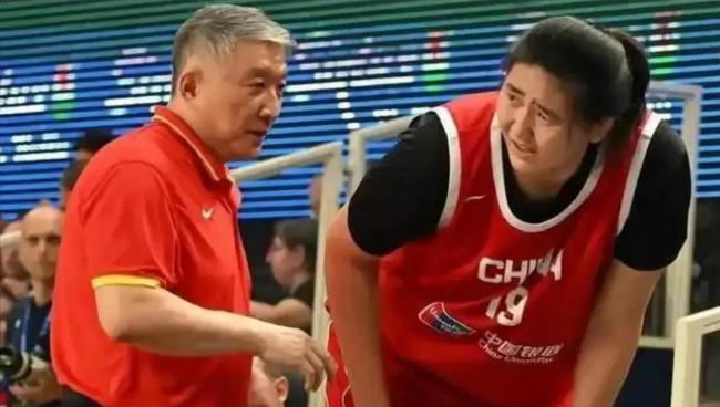 女篮世界杯中国vs美国 双塔战术迎战强敌