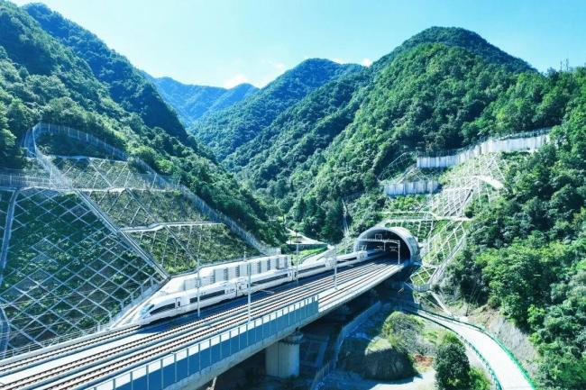 西康高铁四座新建客运站房装修完成