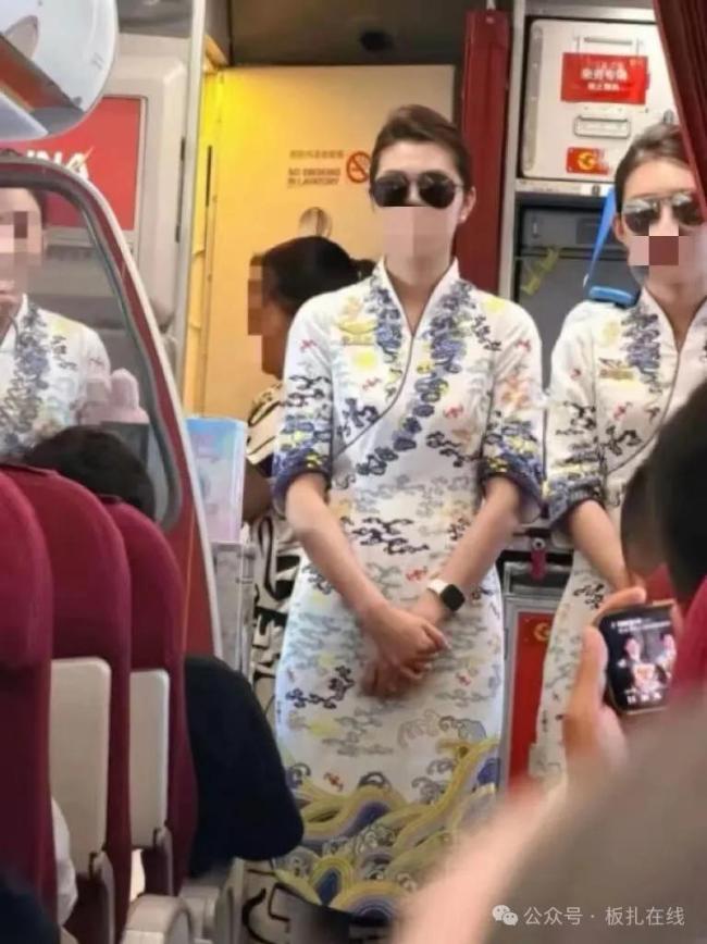 低成本航司凌晨卖货折磨乘客