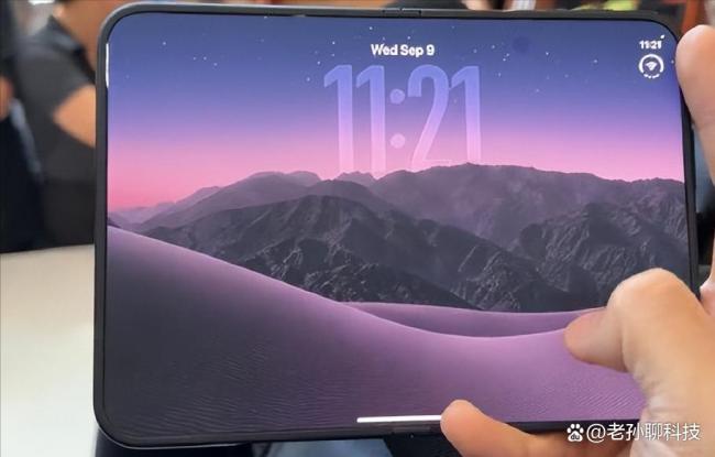 iPhoneDuo外屏不对称 设计妥协引争议