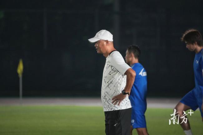粤超广州代表队训练 三名新援亮相 积极备战八强首回合