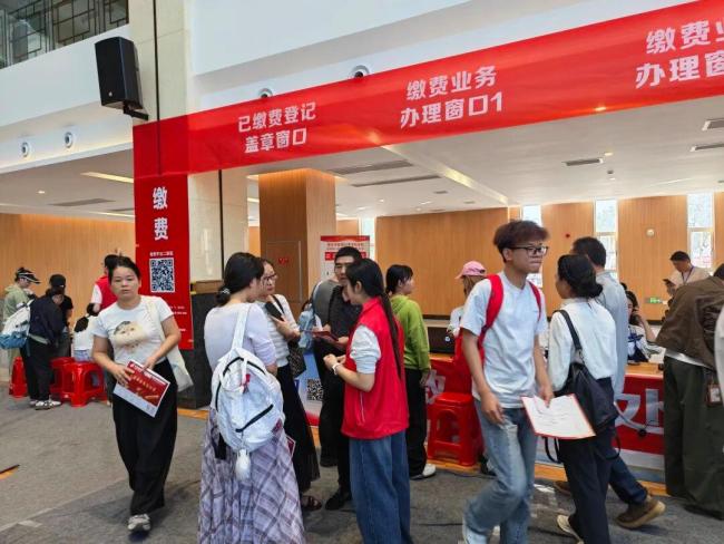 湖北多所高校迎新福利大盘点 暖心举措迎新生