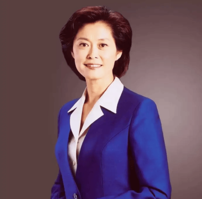 著名主持人敬一丹去世 沉稳理性记录时代