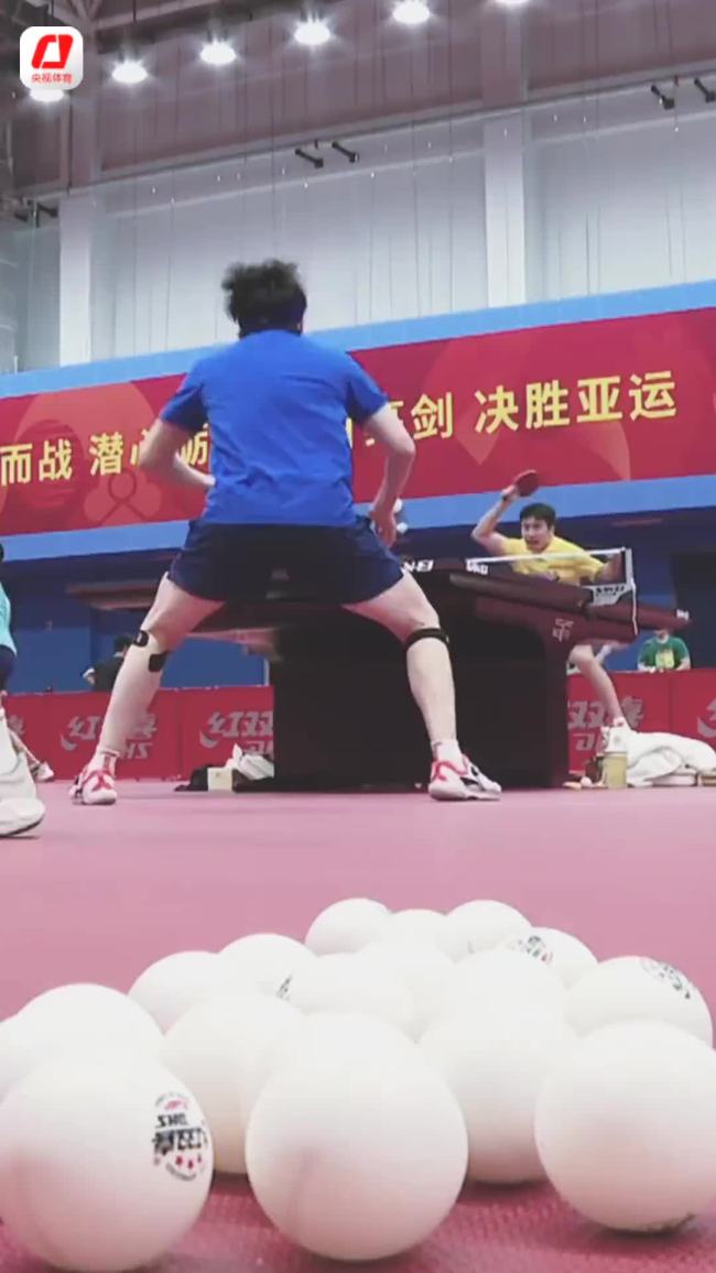 王楚钦带队征战亚运会 身兼三项