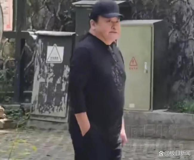 刘欢今年1月最后一次公开演出 风中高歌成绝响