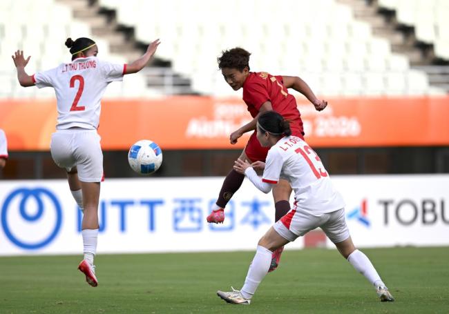中国女足主帅:这是场“沮丧”的胜利 艰难晋级半决赛