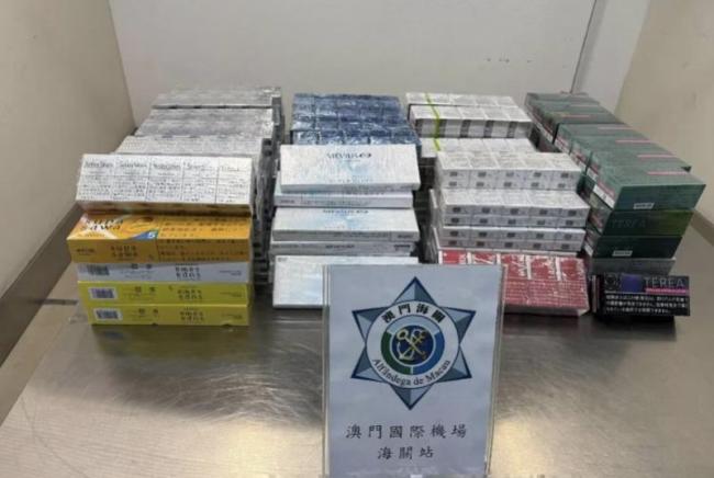 澳门海关截获293万走私货物