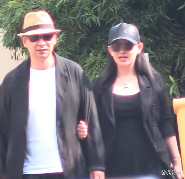 赵文卓疑似拼四胎 低调老婆再添新丁？